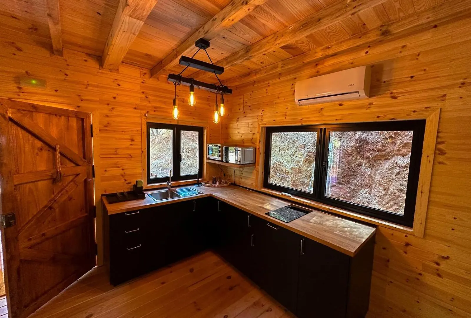 Cabanas Del Bosque Cerca De Córdoba Spanje
